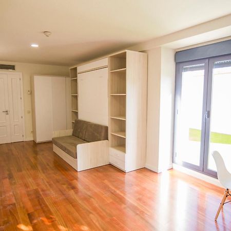 Apartamentos Plaza De Santiago - Estudios Turisticos - 1 Llave Pinto Esterno foto
