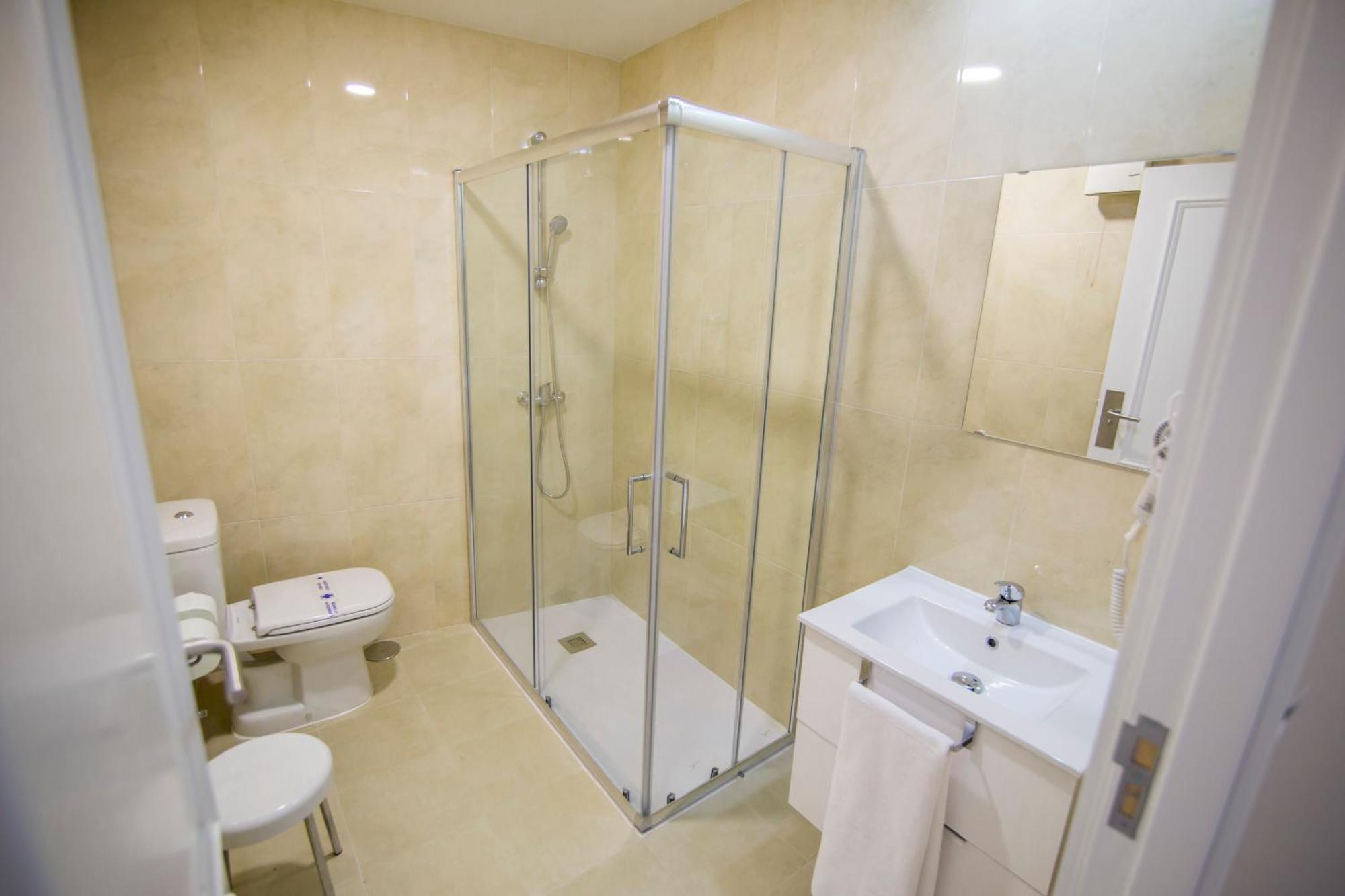 Apartamentos Plaza De Santiago - Estudios Turisticos - 1 Llave Pinto Esterno foto